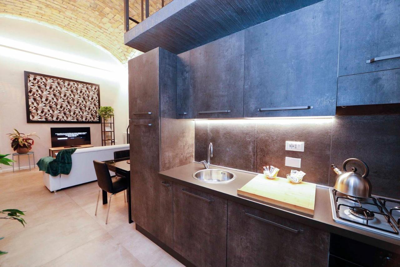 Post Industrial Loft Trastevere - Top Collection روما المظهر الخارجي الصورة