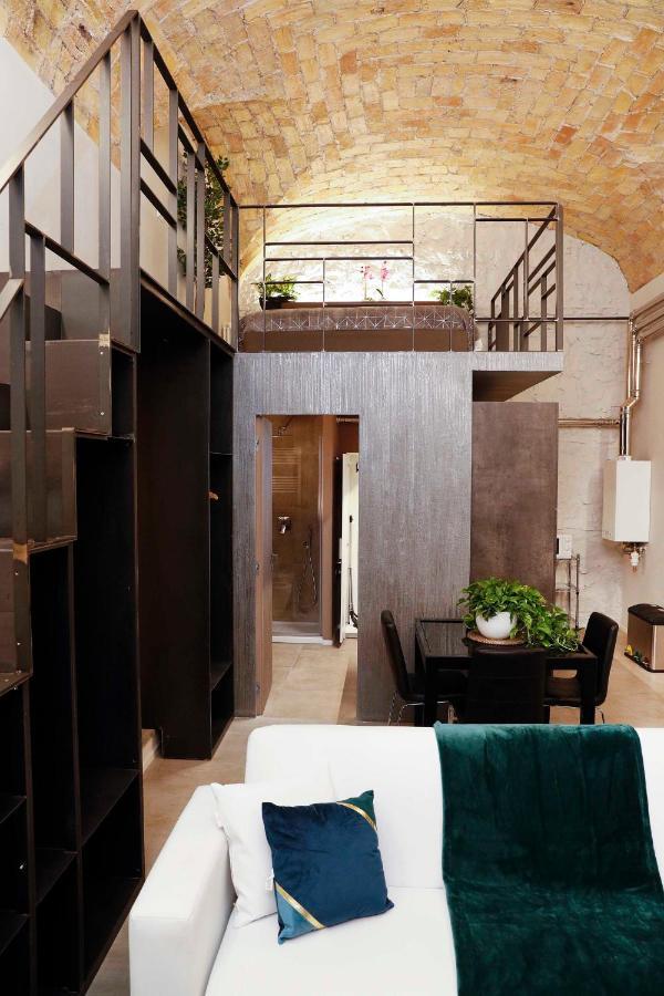 Post Industrial Loft Trastevere - Top Collection روما المظهر الخارجي الصورة
